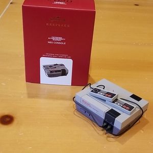 Hallmark Nintendo NES KEEPSAKE ORNAMENT 2020